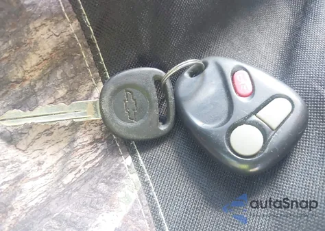 2002 Chevrolet Avalanche 1500 from USA, damaged, VIN 3GNEK13T72G320093